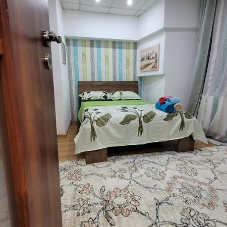 The Cozzy Corner Apartments Bucarest Exterior foto