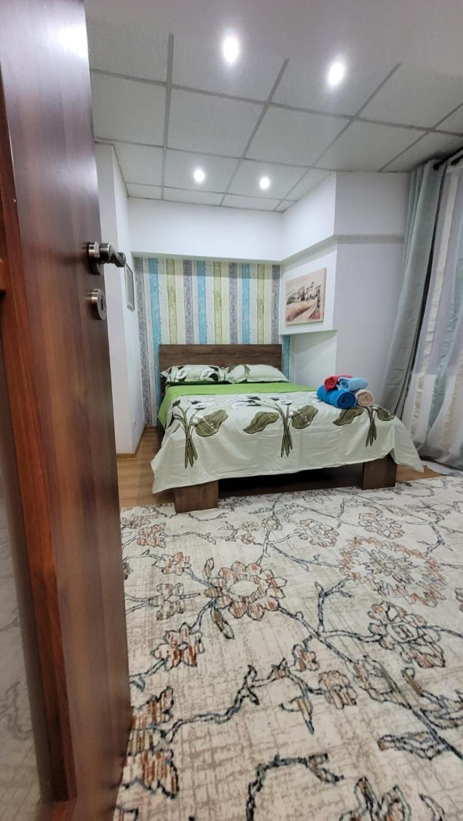 The Cozzy Corner Apartments Bucarest Exterior foto